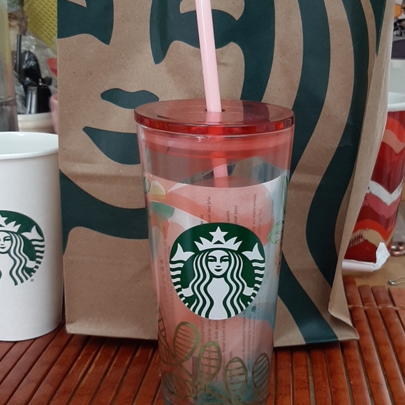 Starbucks Other - Starbucks Coral tumbler